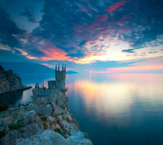 Фотообои Замок на фоне моря 8507