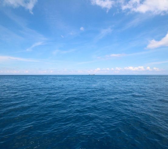 Фотошпалери Море, небо і горизонт 21197