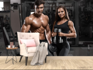 Фотообои девушка и парень с гантелями - 4