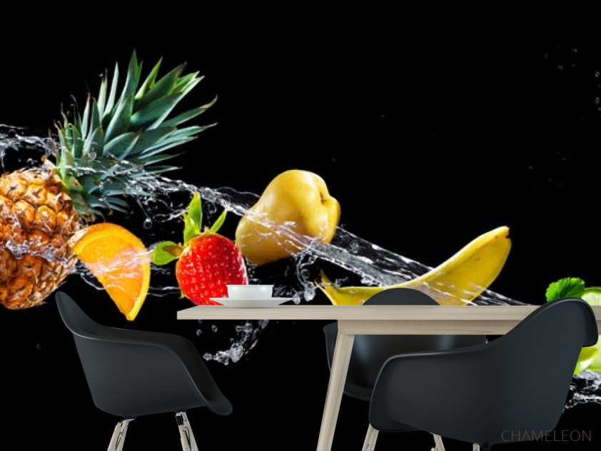 Фотошпалери фрукти і вода на чорному тлі - 1