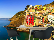 Фотообои красно-желтые дома над морем - 1