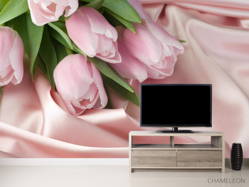 Фотообои розовые тюльпаны на розовой ткани - 2