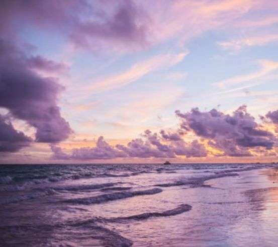 Фотошпалери Фіолетовий захід сонця біля моря Фотошпалери Фіолетовий захід сонця біля моря 33798